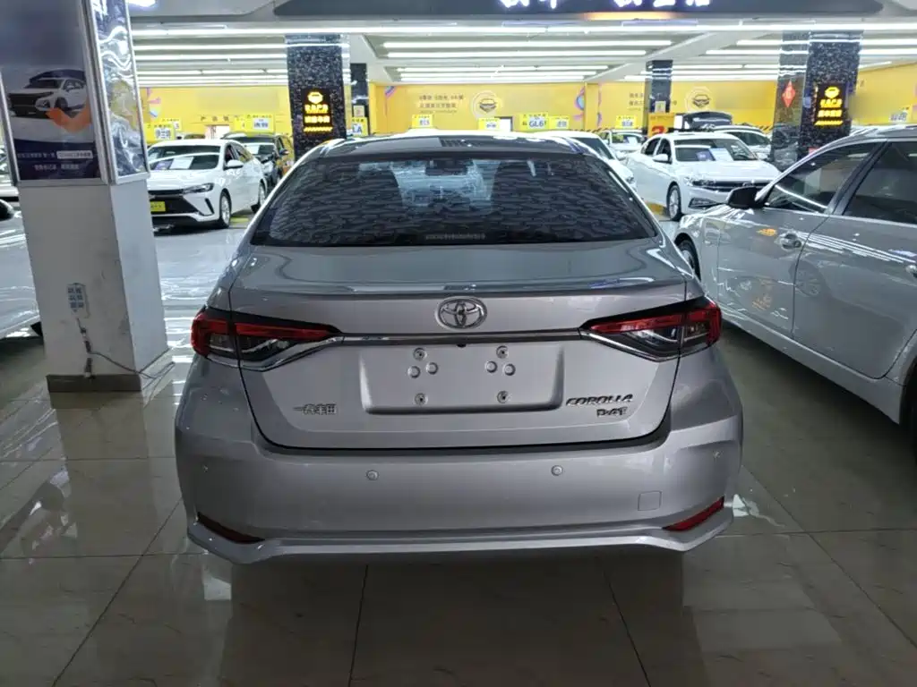 Toyota Corolla — миниатюра 6