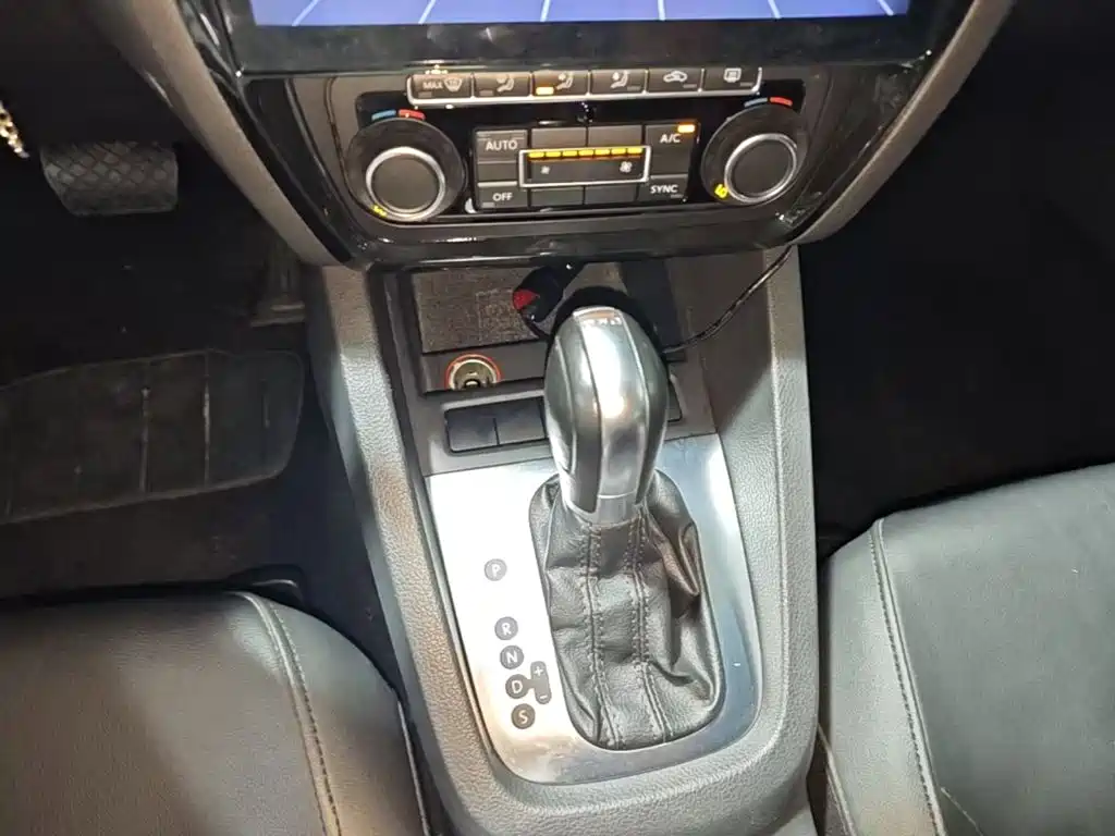 Volkswagen Sagitar — миниатюра 14