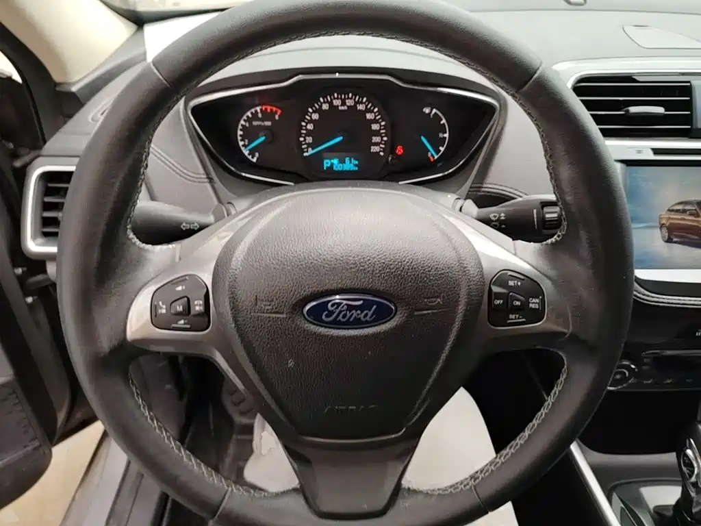 Ford Escort — миниатюра 7