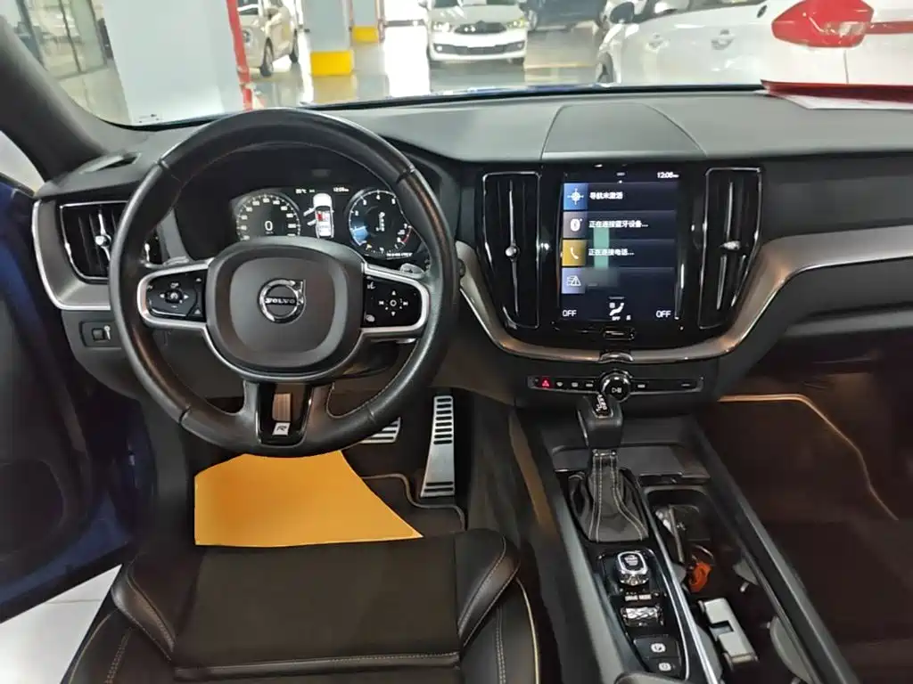 Volvo XC60 — миниатюра 10