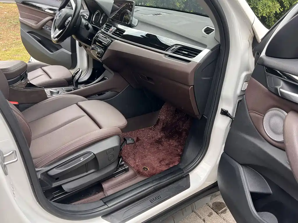 BMW X1 — миниатюра 12