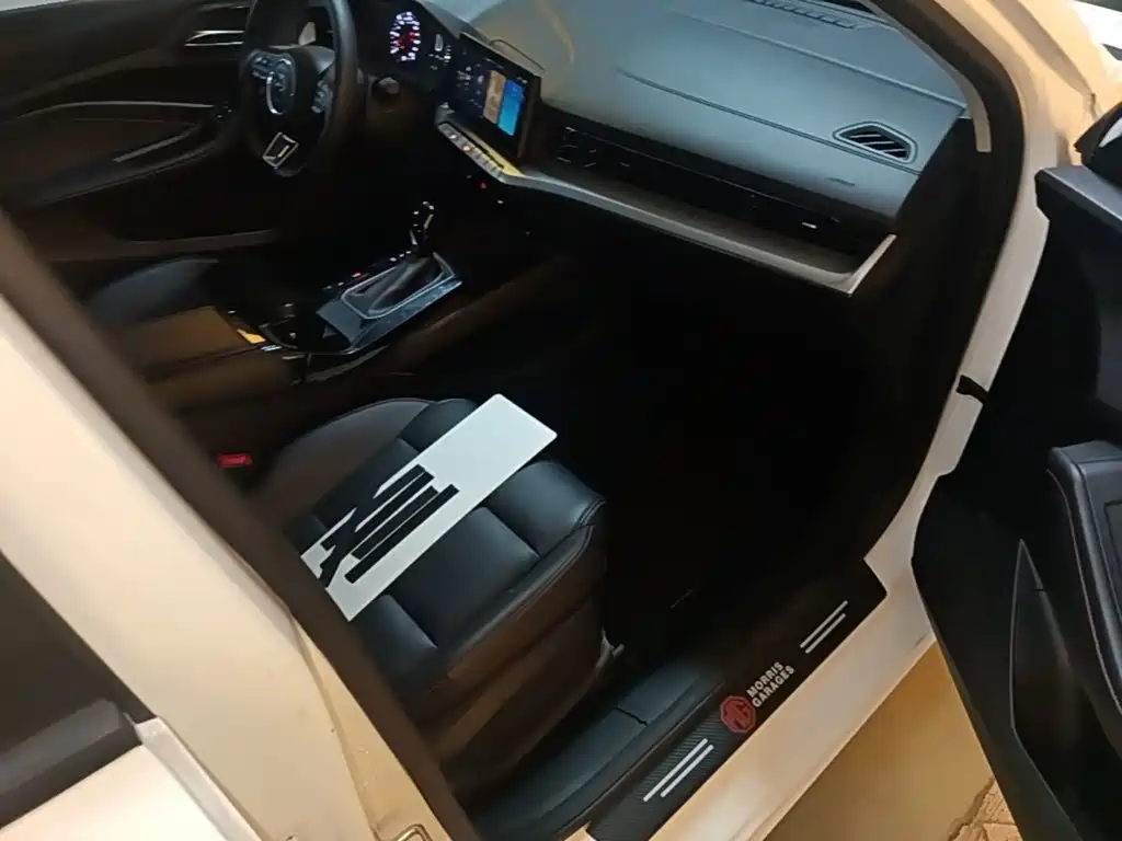 MG MG5 — миниатюра 11