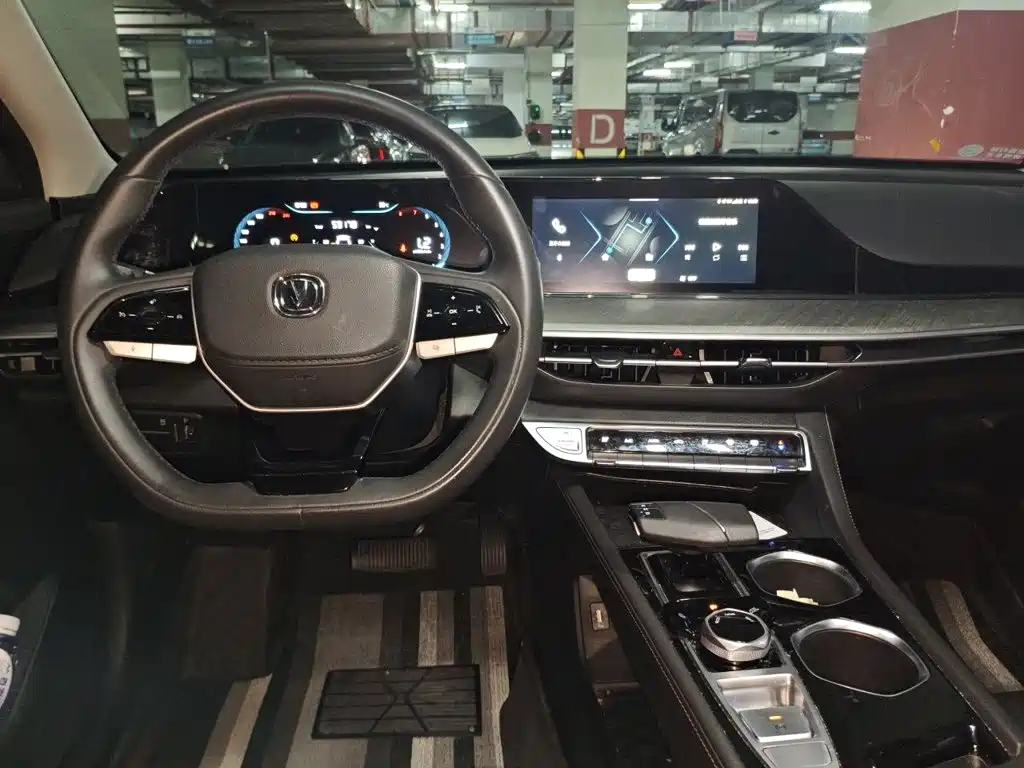Changan Eado — миниатюра 6
