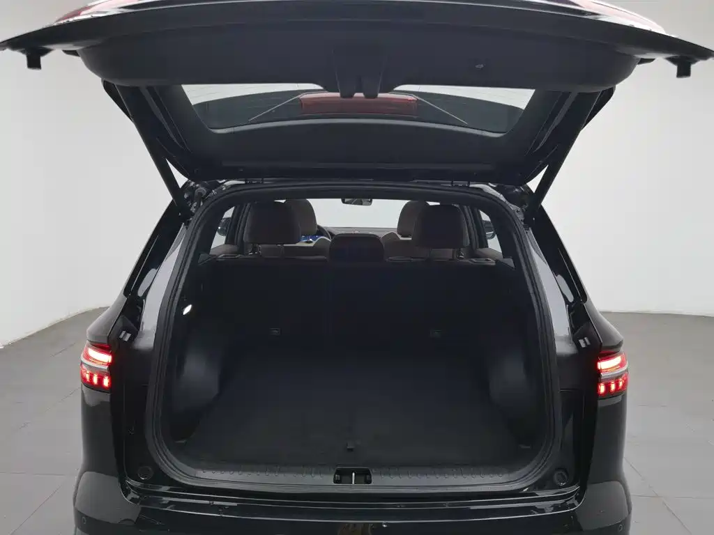 Geely Xingyue L — миниатюра 16