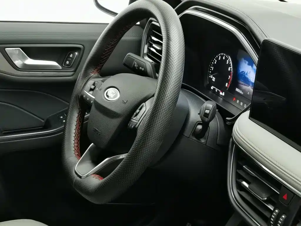 Ford Escape — миниатюра 22