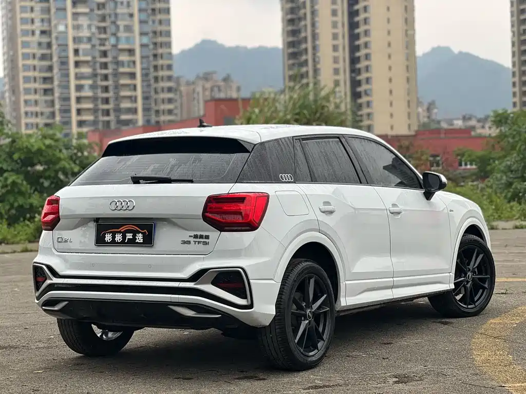 Audi Q2L — миниатюра 24