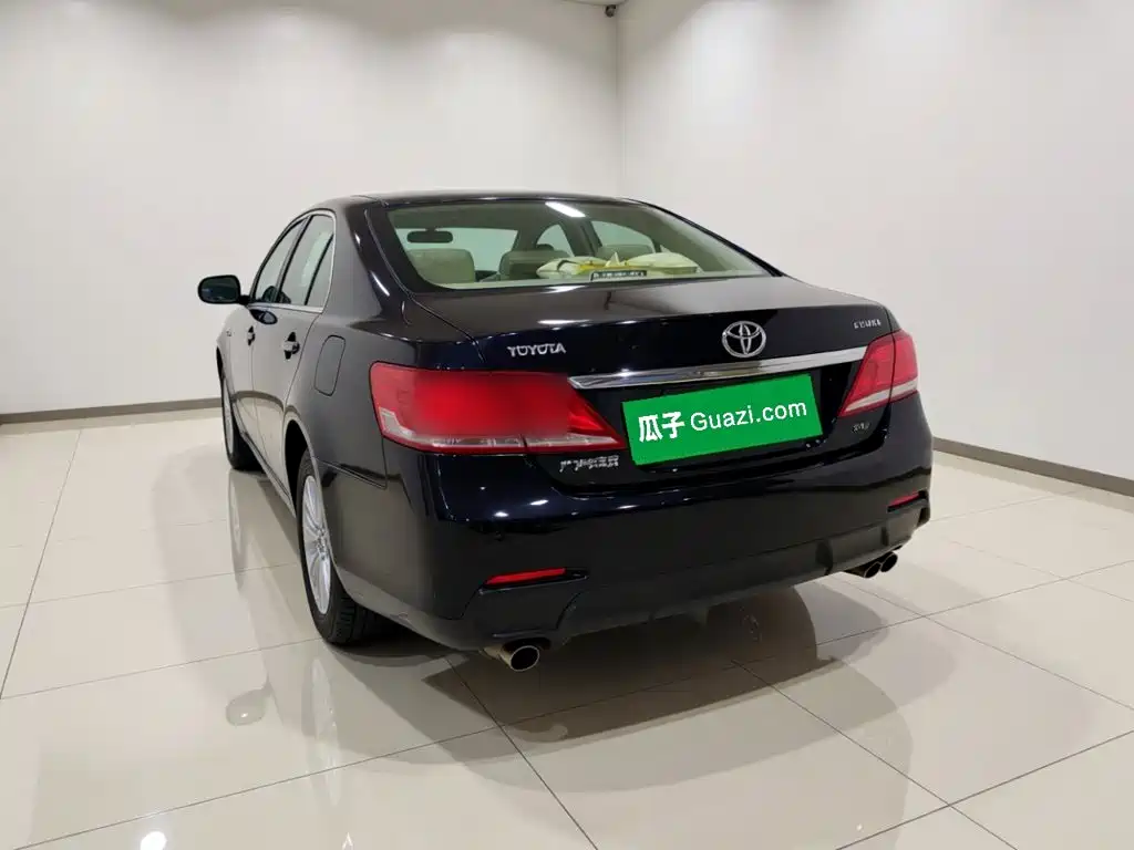 Toyota Camry — миниатюра 25