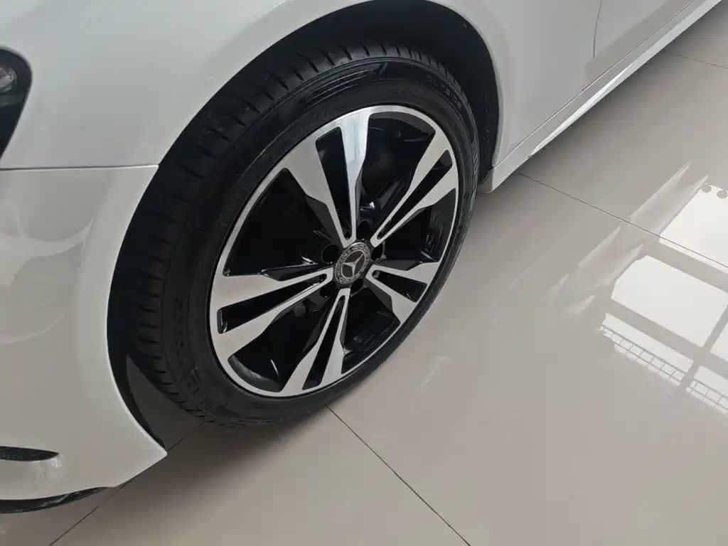 Mercedes-Benz C-Class — миниатюра 23