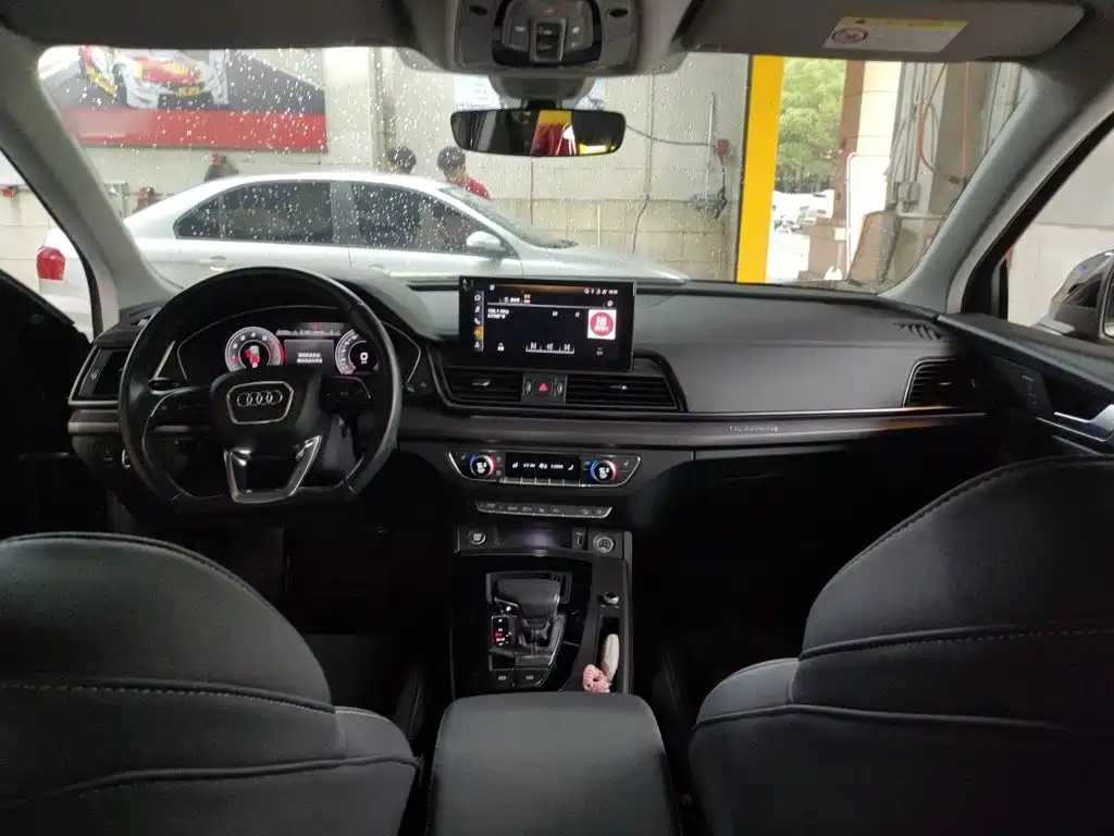 Audi Q5L — миниатюра 13