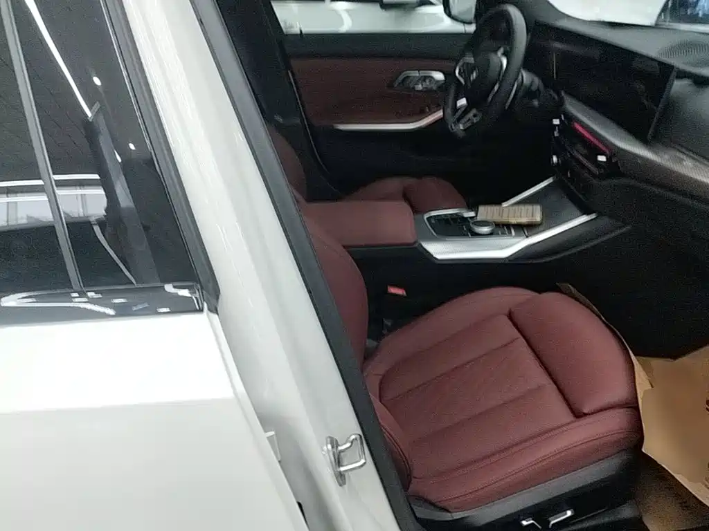 BMW 3 Series — миниатюра 25