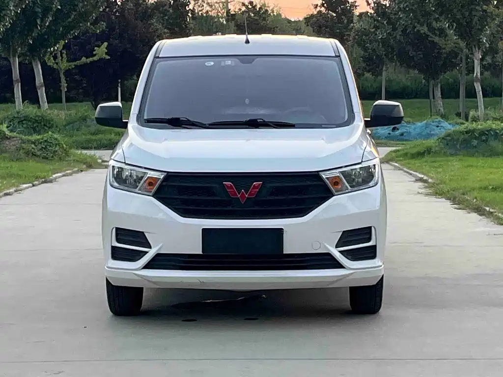 Wuling Hongguang — миниатюра 2