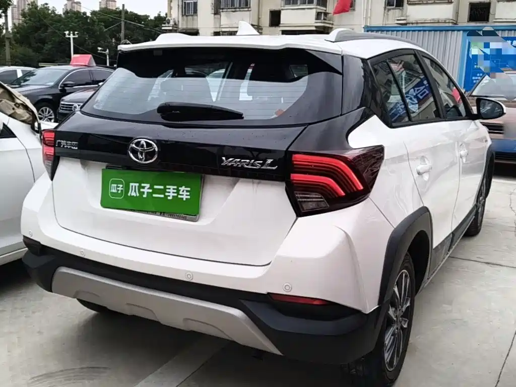 Toyota Yaris L — миниатюра 7