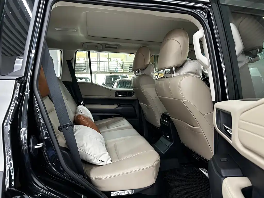 Toyota Prado — миниатюра 9