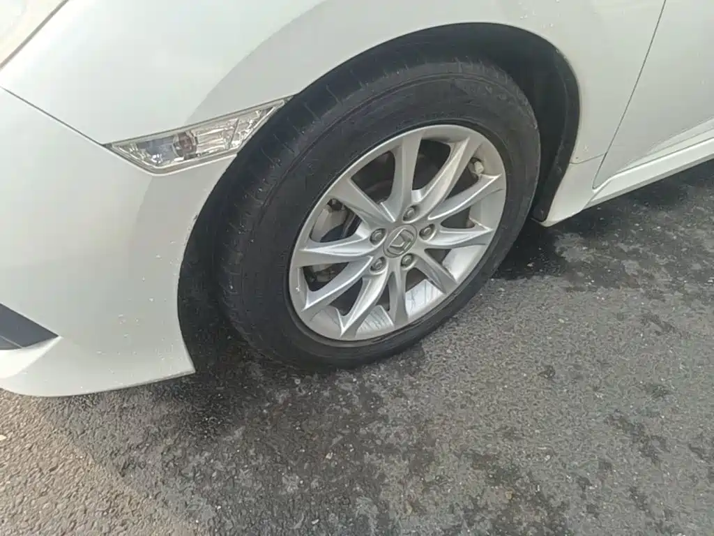 Honda Civic — миниатюра 23