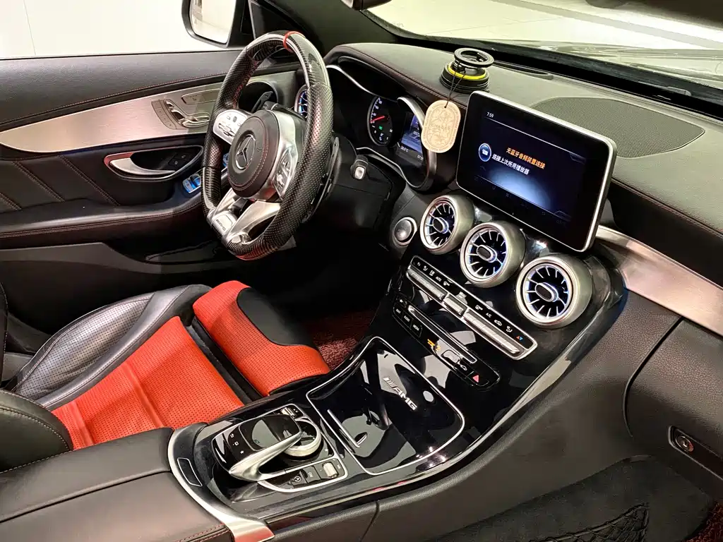 Mercedes-Benz C-Class AMG — миниатюра 13