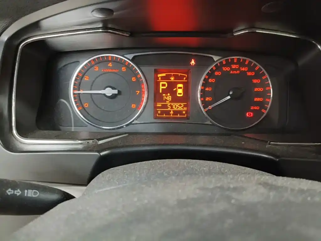 Geely Vision — миниатюра 12