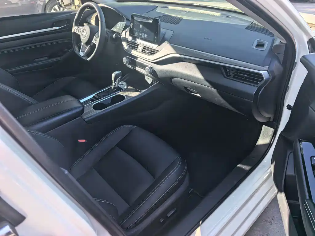 Nissan Teana — миниатюра 15