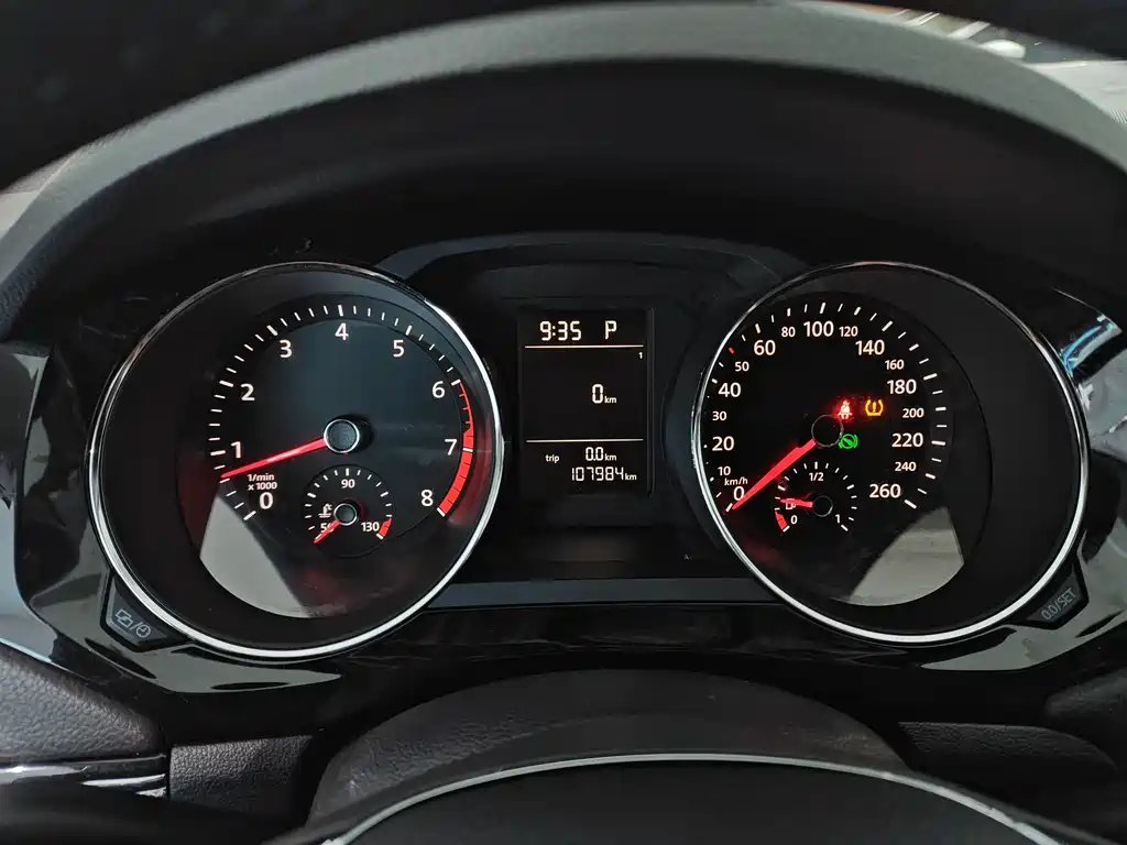 Volkswagen Sagitar 2017 230TSI AT Comfort