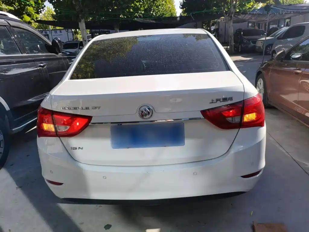 Buick Excelle — миниатюра 6