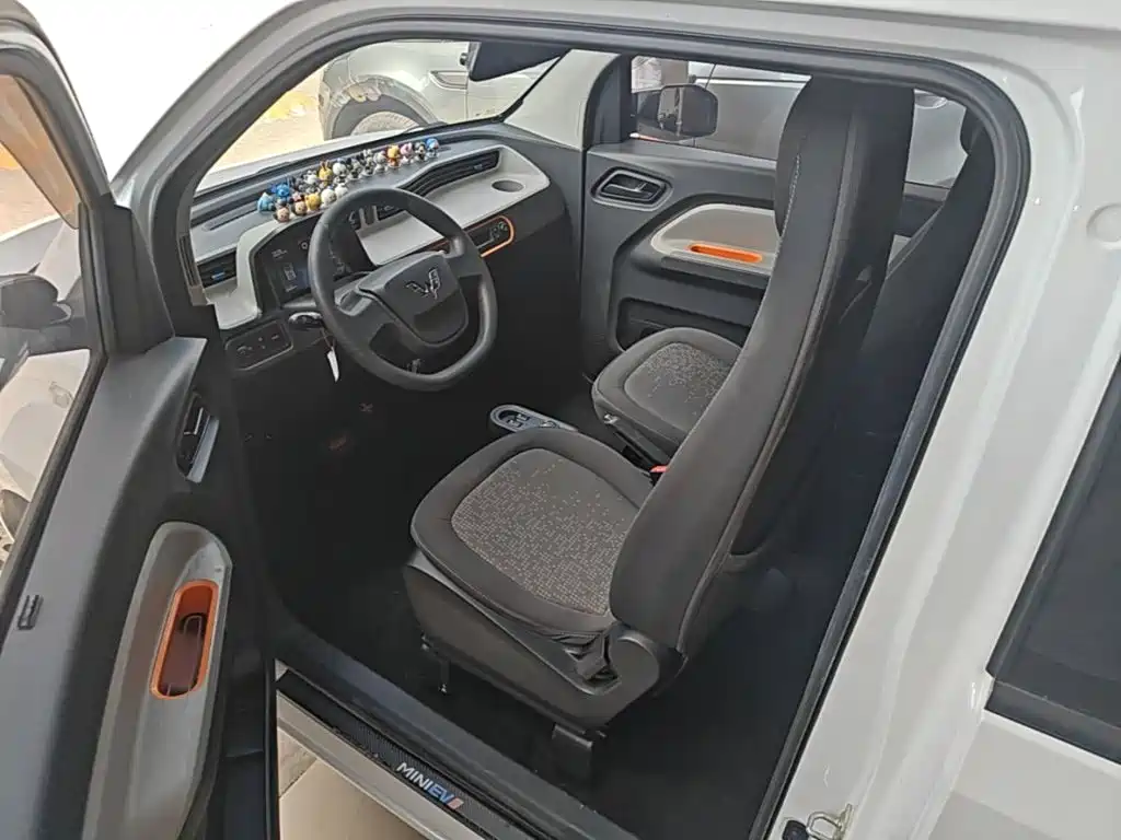Wuling MINIEV — миниатюра 15