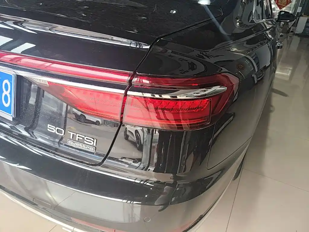 Audi A8 — миниатюра 8
