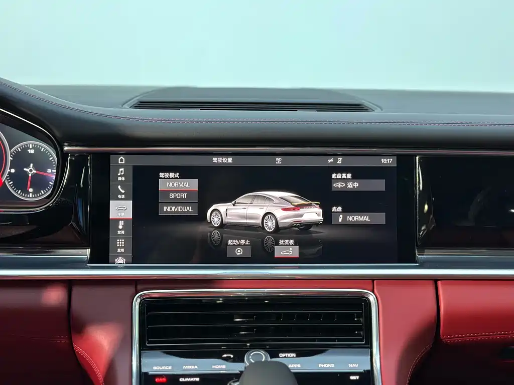 Porsche Panamera — миниатюра 22