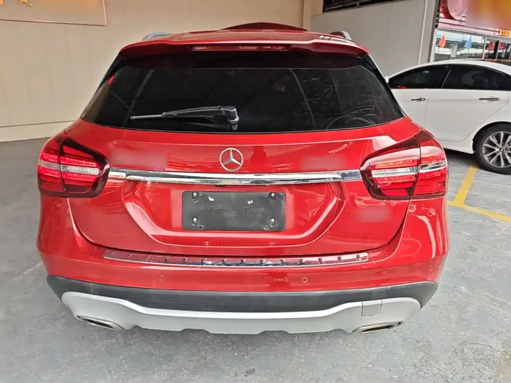 Mercedes-Benz GLA — миниатюра 6