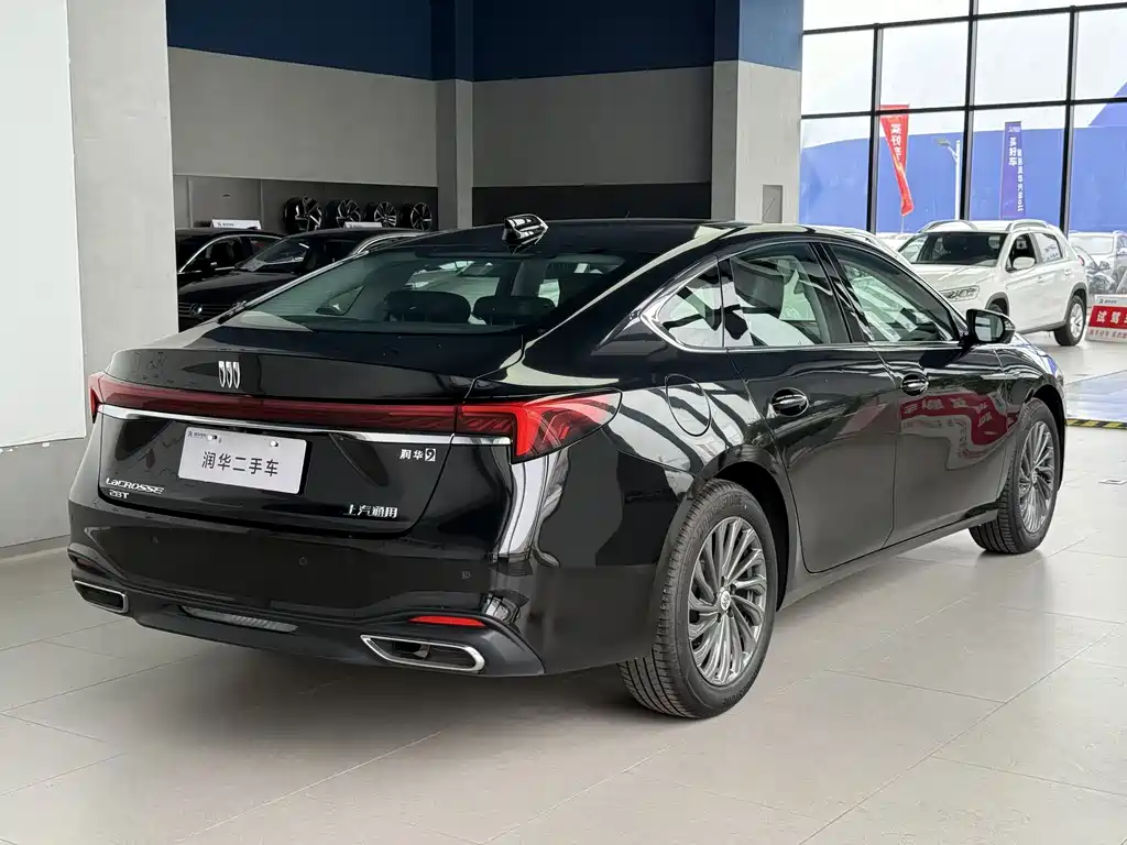 Buick LaCrosse — миниатюра 5