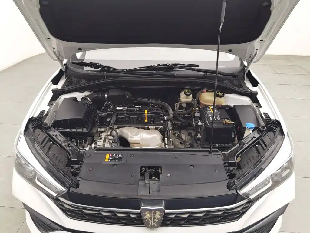 Roewe i5 — миниатюра 6