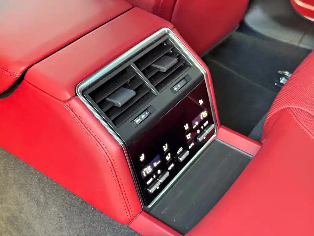 Porsche Panamera — миниатюра 9