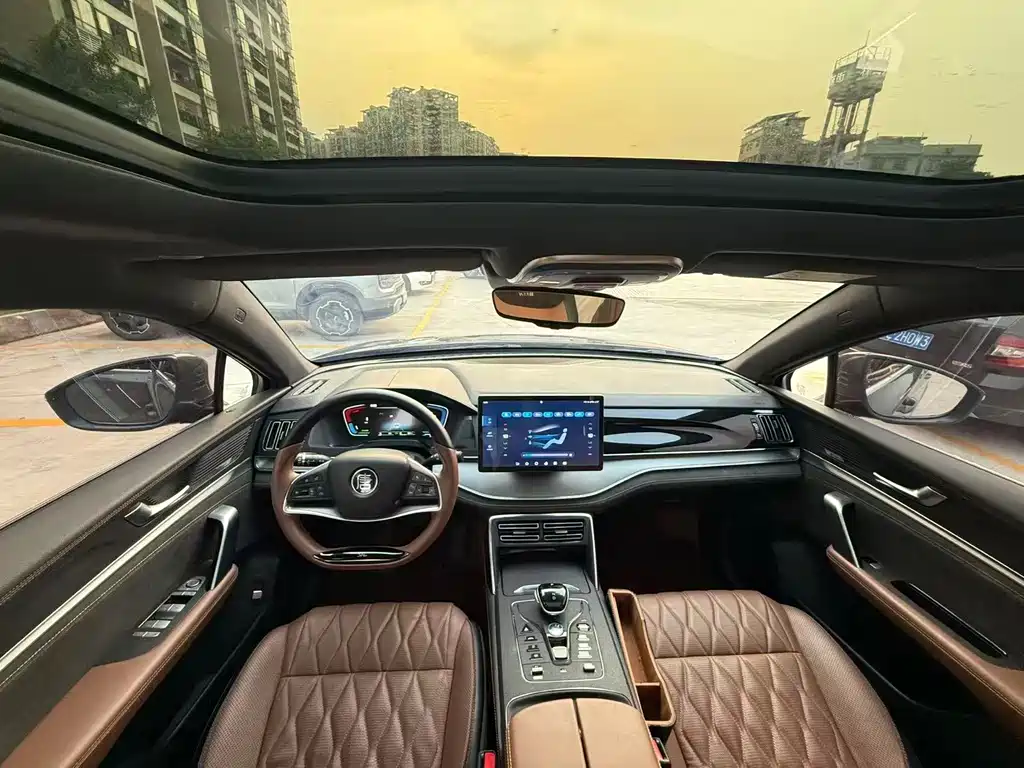 BYD Tang New Energy — миниатюра 5