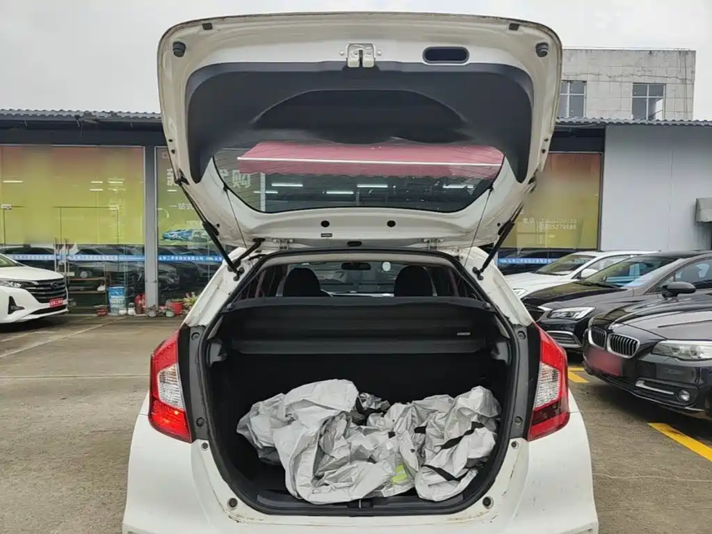 Honda Fit — миниатюра 19