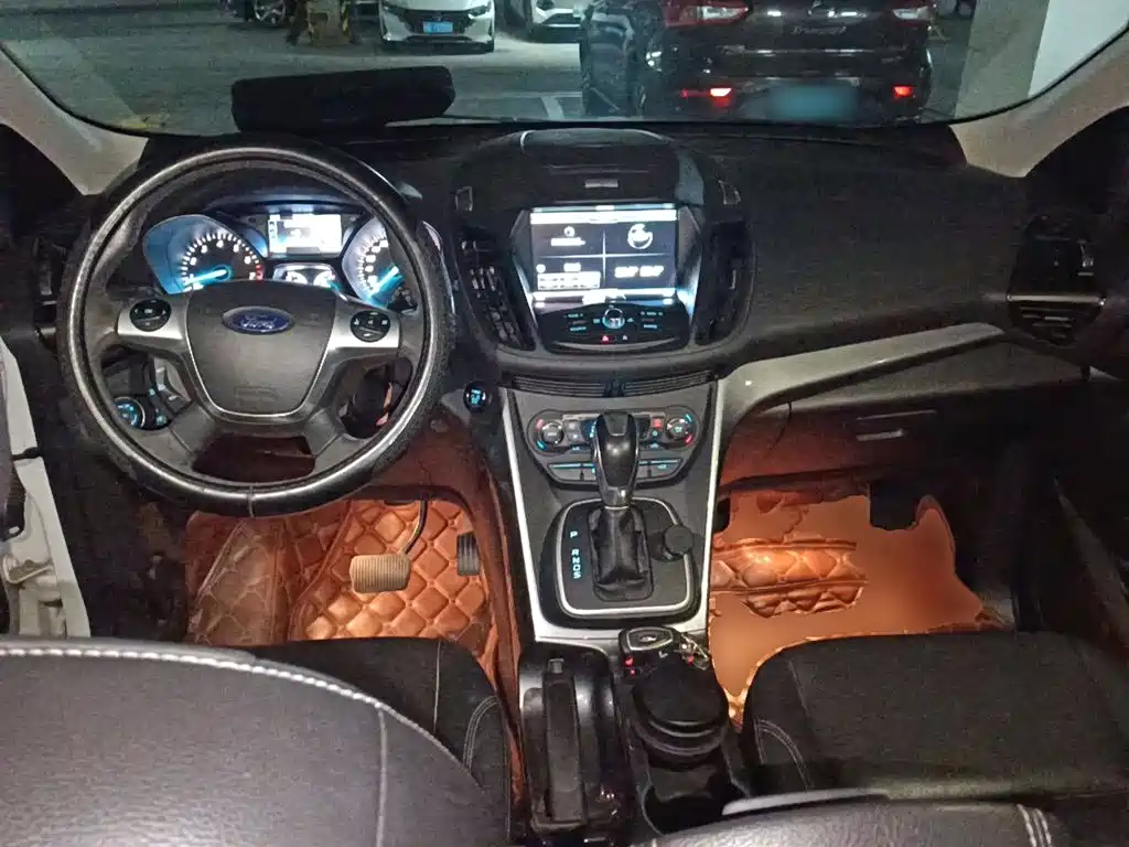 Ford Kuga — миниатюра 5