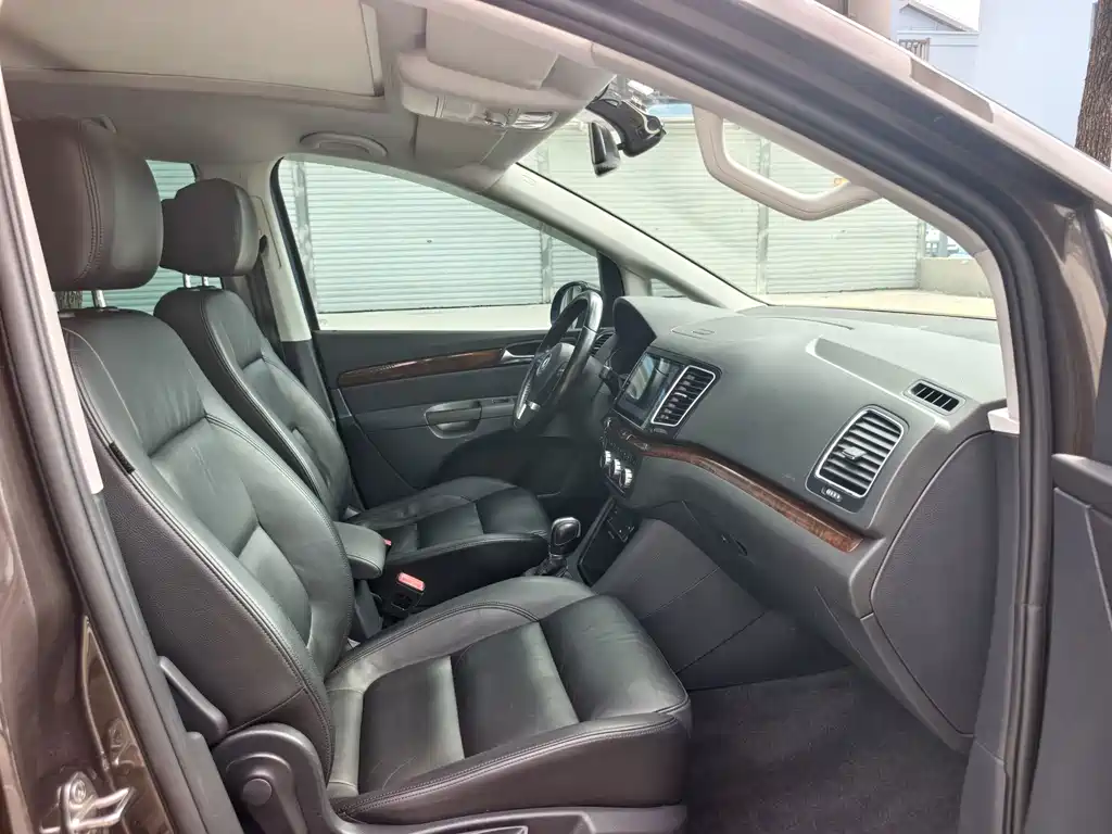Volkswagen Sharan — миниатюра 10