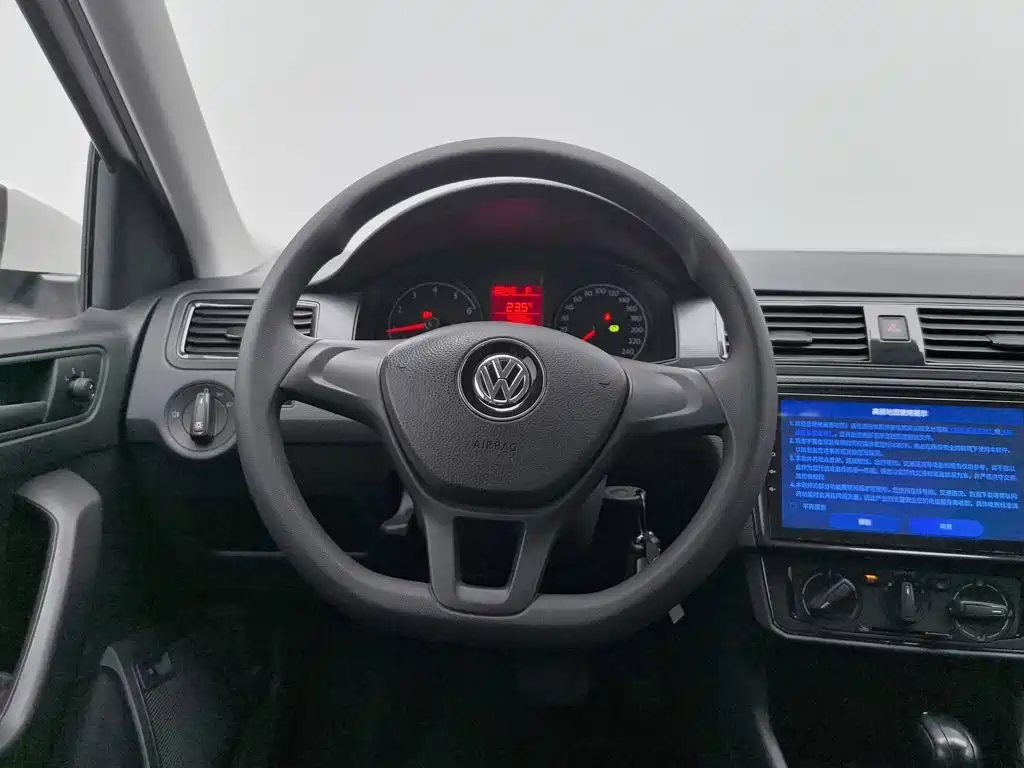 Volkswagen Santana — миниатюра 11