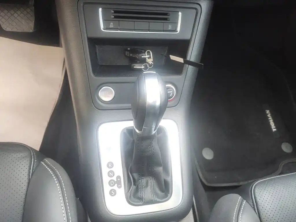 Volkswagen Tiguan — миниатюра 14