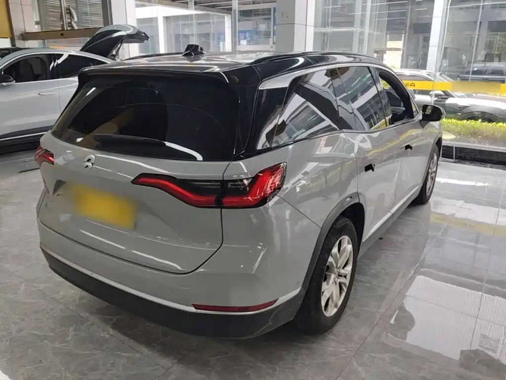 NIO ES8 — миниатюра 7