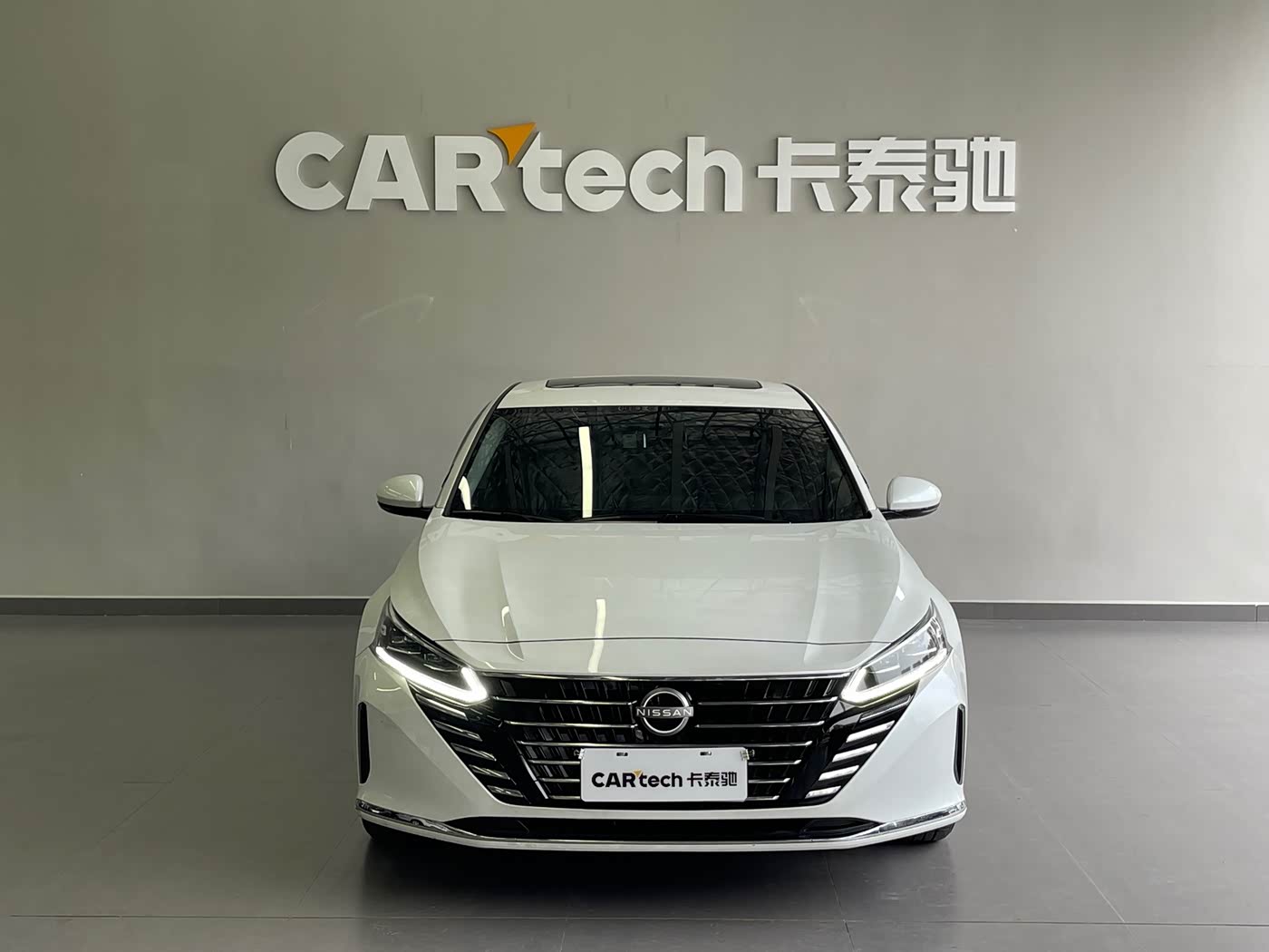 Nissan Teana 2.0 л 2024 г. Белый, пробег 13000 км