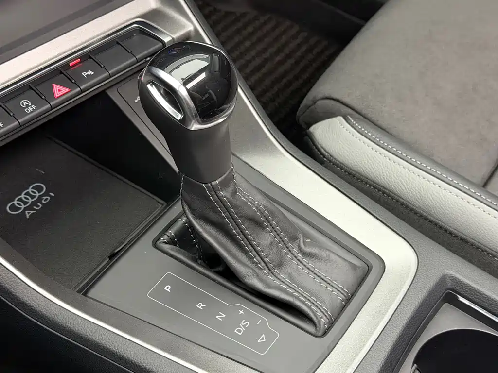 Audi Q3 — миниатюра 12