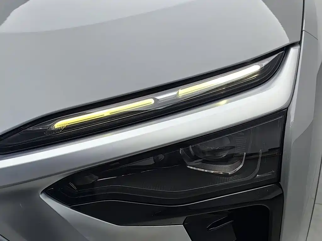 NIO ES8 — миниатюра 7