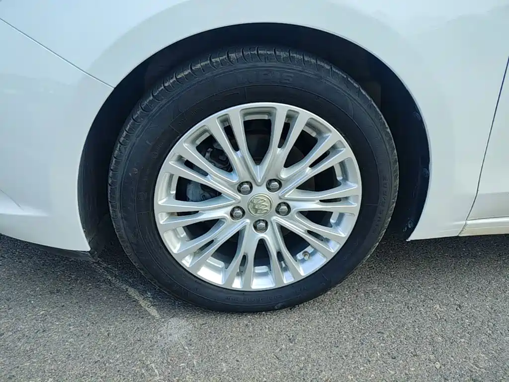 Buick Excelle — миниатюра 23