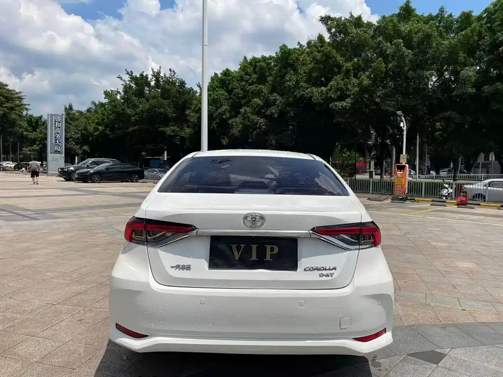 Toyota Corolla — миниатюра 6