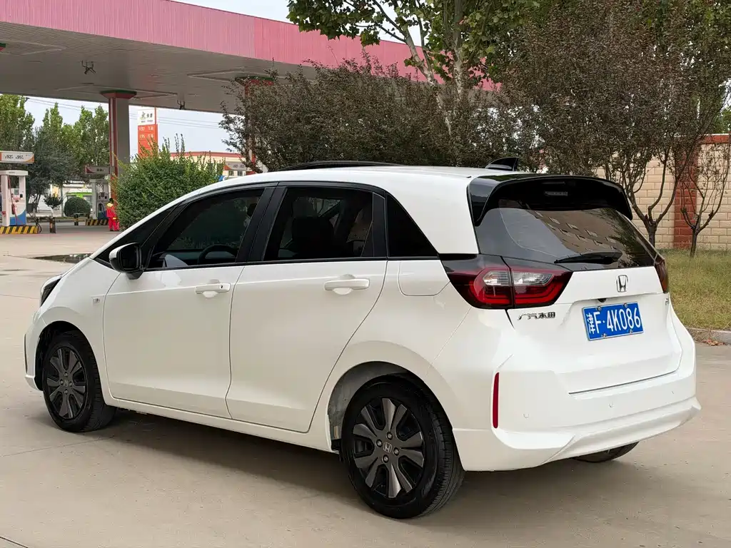 Honda Fit — миниатюра 4