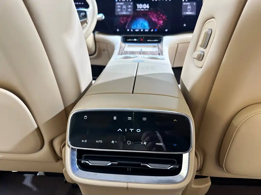 AITO AITO M8 — миниатюра 8