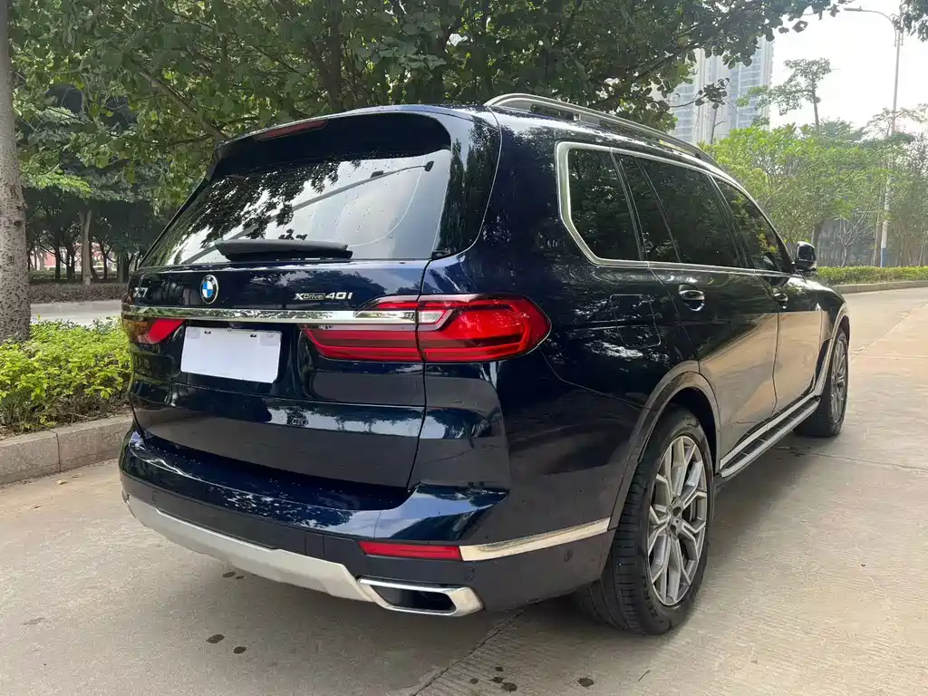BMW X7 — миниатюра 9