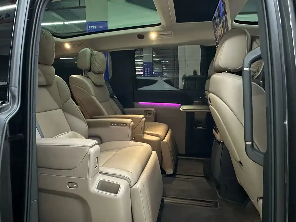 Li Auto Li MEGA — миниатюра 9