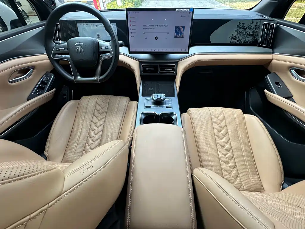 BYD L DM-i — миниатюра 12