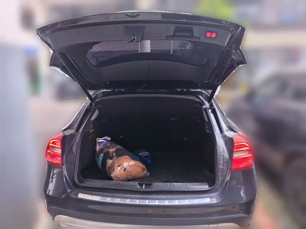 Mercedes-Benz GLA — миниатюра 20