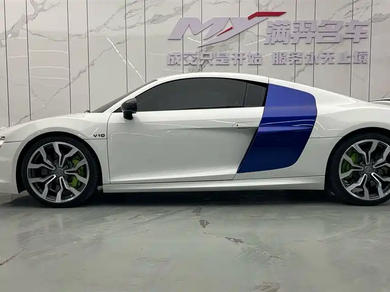 Audi R8 — миниатюра 4