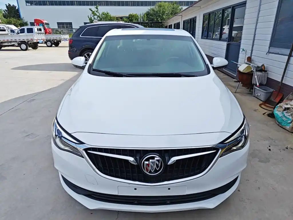 Buick Excelle — миниатюра 3